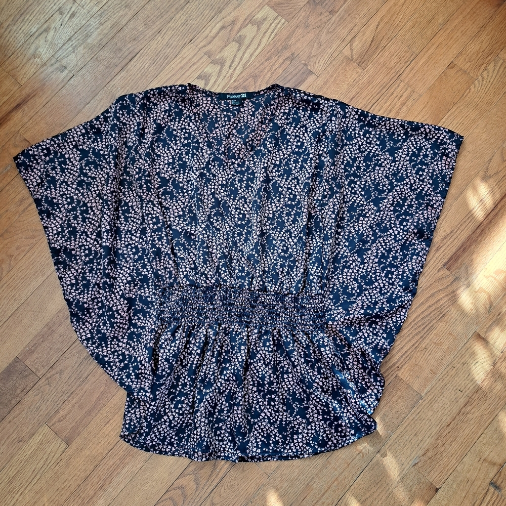 Forever 21 Black & Pink Floral Blouse Sz S